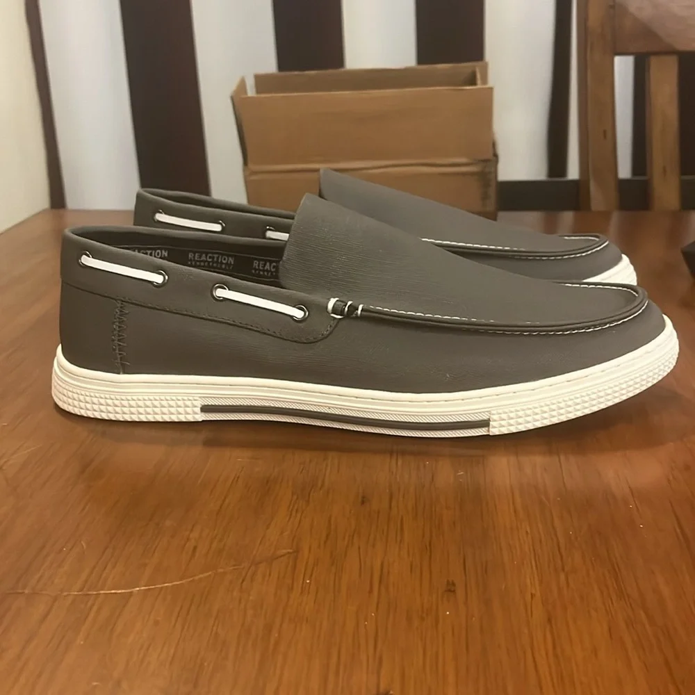 Kenneth Cole Reaction new box